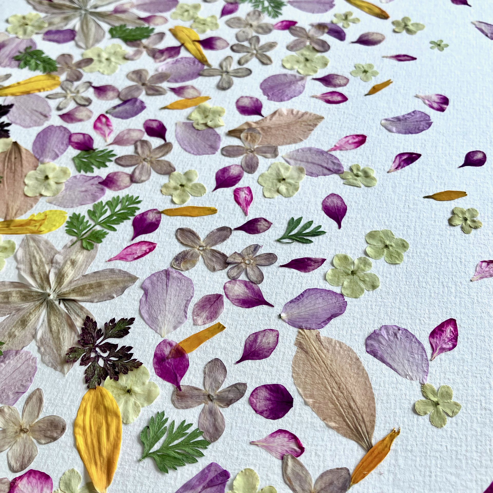 Création artisanale réalisée à la main dans mon atelier.