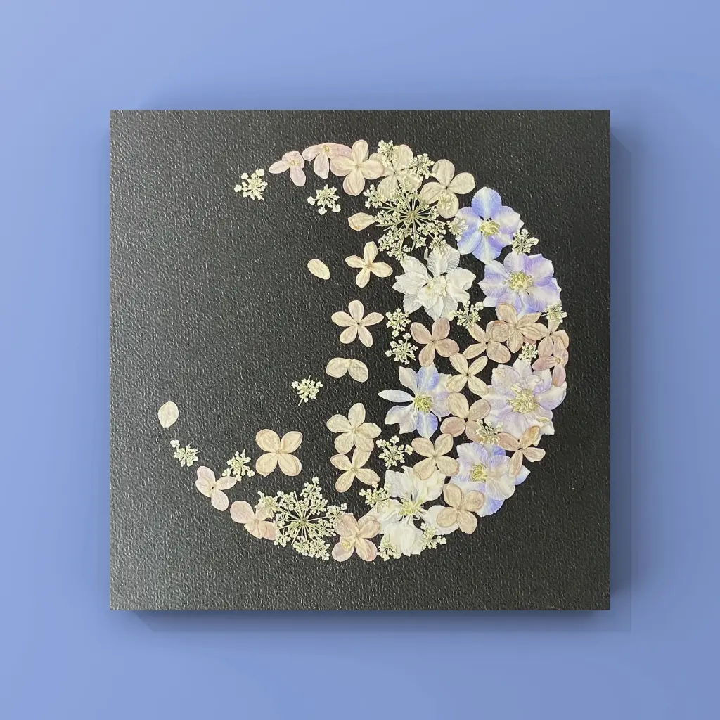Herbier encadré fait main - fleurs pressées naturelles - Modèle Luna - Herbier 1004